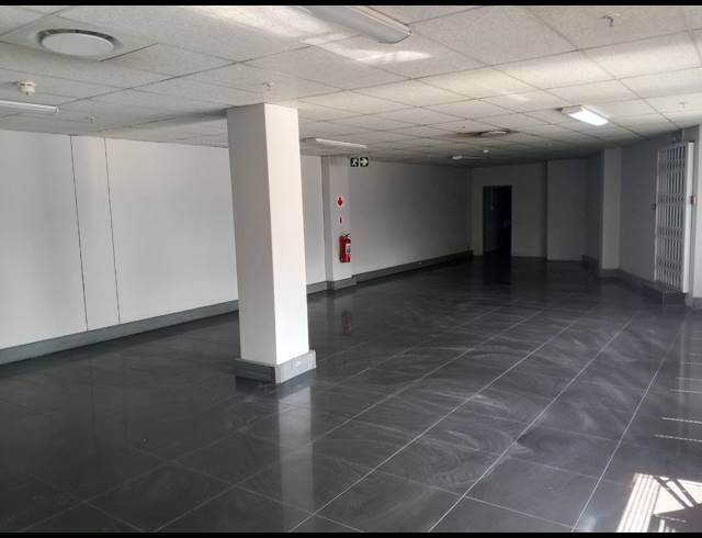 7,739M² WAREHOUSE TO LET IN RIETFONTEIN